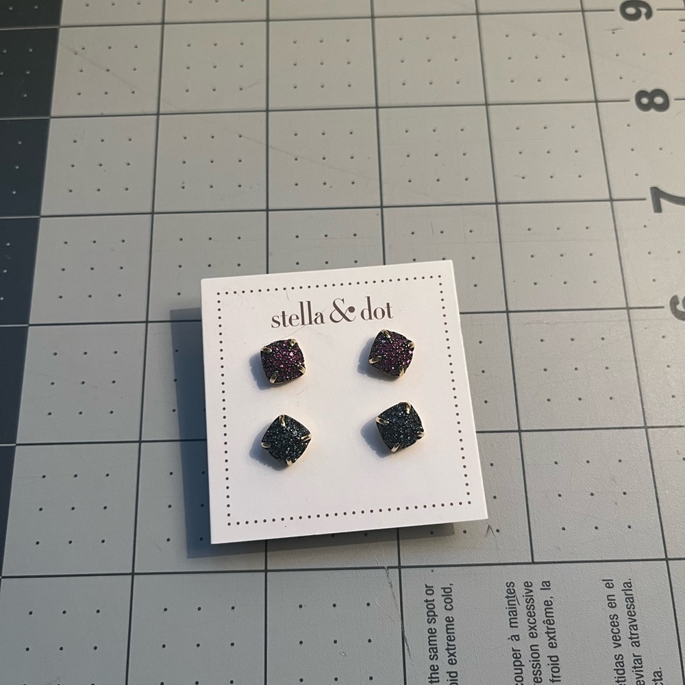 Stella & Dot Glittering Purple and Teal Earrings